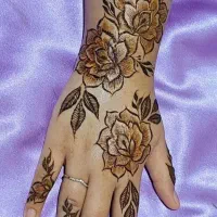 طراحی حنا دست و پا(آف)|خدمات آرایشگری و زیبایی|پرند, فاز ۵|دیوار