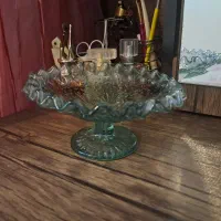 پسته خوری زیبا و قدیمی