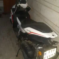 موتور پیشرو مدل ۴۰۲