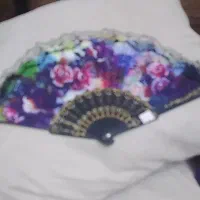 کمی تاره اما پیداس باد بزن مجلسی