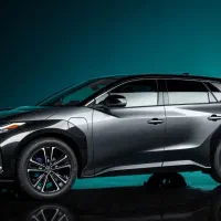 حواله تویوتا Bz4x2025