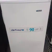 یک عددیخچال ایستاده و یک عدد یخچال فریزر 4کشو