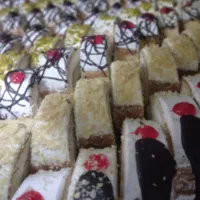 پخش شیرینی  تولید روز به قیمت عمده|خدمات پذیرایی، مراسم|فومن, |دیوار