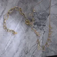 طلا در حد نو|جواهرات|اشتهارد, |دیوار