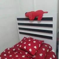 تخت تک نفره|تخت و سرویس خواب|اندیشه, اندیشه فاز ۵|دیوار