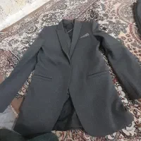 کت شلوار جلیقه تمیز سالم فقط یک بار استفاده شده