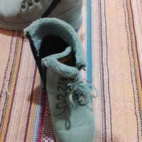 کاپشن پشمی وپوتین بچگانه درحدنو|کفش و لباس بچه|جوانرود, |دیوار