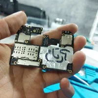کلینیک تخصصی تعمیرات و فروش موبایل آرتام