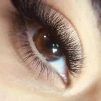 آموزش و خدمات اکستنشن مژه با هزینه مناسب|خدمات آرایشگری و زیبایی|خمینیشهر, |دیوار