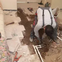 تشخیص نم چکه با دسگاه ترمیم لوله کشی بنایی رفع نم