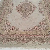 فرش ماشینی ۹ متری کرم.مشکی قرمزتمیزوسالم