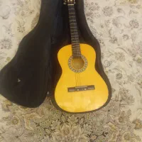 گیتار مدل Pao China درحد نو