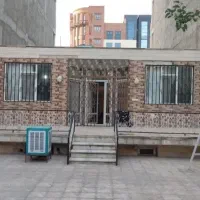 370متر ویلایی/بر 10متر/قابل سکونت