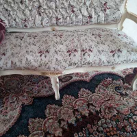 مبل سه نفره به فروش می رسد