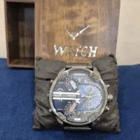 ساعت هفت موتوره فلزی دیزل مشکی مردانه