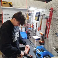 تعمیر ابزار برقی،دریل ،فرز و اینورتر و ..|خدمات پیشه و مهارت|تهران, شادآباد|دیوار