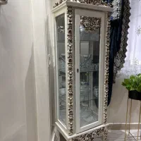 ویترین تمیز و سالم