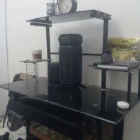 میز شیشه‌ای