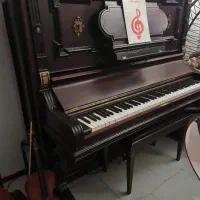 پیانو وتمامی وسایل منزل