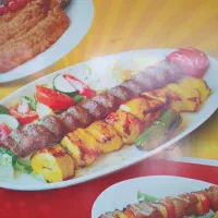 نیازمند ۲ نیرو خانم و آقا برای رستوران