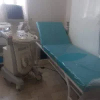 ۲۰ صندلی انتظار میز پزشک میز منشی دستگاه سونوگرافی|پزشکی|شیراز, قدوسی غربی|دیوار