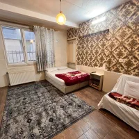 مهمان‌پذیر سوییت زائرسرا خانه مسافر