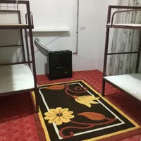 خوابگاه دخترانه|اجارهٔ کوتاه‌مدت آپارتمان و سوئیت|شیراز, ریشمک|دیوار