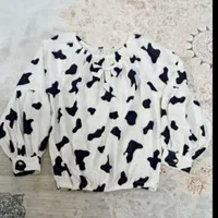 تعدادی لباس و شال
