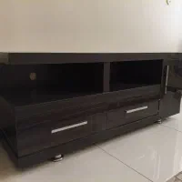 میز تلویزیون صددرصد درحد نو