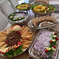 سفارش تخصصی فینگرفود و غذا مزه و دسر و حلوا|خدمات پذیرایی، مراسم|تبریز, |دیوار