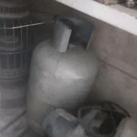 بوتان . کپسول گاز. سیلندر گاز