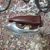 اتو سنگین قدیمی