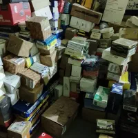 لوازم یدکی چینی  انبار یه صورت یکجا به فروش می‌رسد