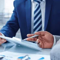 تماس بگیرید