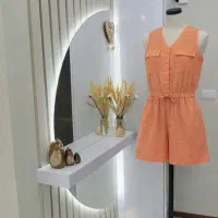 تعدادی لباس