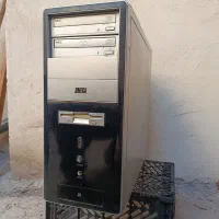 کیس و قطعا کامپیوتر قدیمی