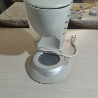 یک قهوه ساز و یک چای ساز