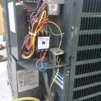 نصب تعمیر سرویس انواع کولرگازی و یخچال ،سیار