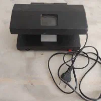 دستگاه تشخیص اصالت اسکناس