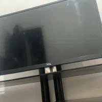 ال ای دی ۳۲ اینچ با میز