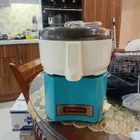 آب میوه گیری ناسیونال سالم و تمیز