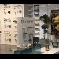 مدیر فروش خانم و آقا