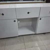 واگذاری لوازم آرایشگاه