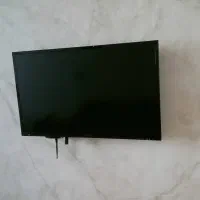 بدون تعمیر وکاملا سالم کم کارکرد