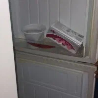 یخچال فریزر دو طبقه و جارو برقی ناسیونال سالم