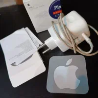 شارژر اورجینال. 20 وات