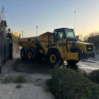 دامپتراک کوماتسو40تنی کمرشکن|خودرو سنگین|تهران, آسمان|دیوار