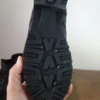 کفش|کیف، کفش، کمربند|سلماس, |دیوار