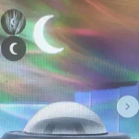 چراغ خواب کهکشانی همراه با اسپیکر  ماه شارژی وبرق