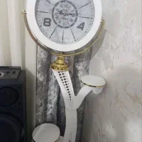 ساعت ایستاده کاملا سالم